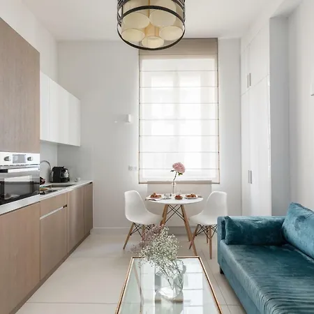 Milestay Champs Elysees Apartmán *