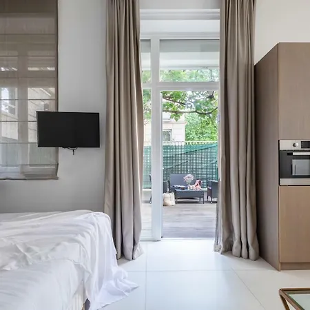 Milestay Champs Elysees Apartmán *