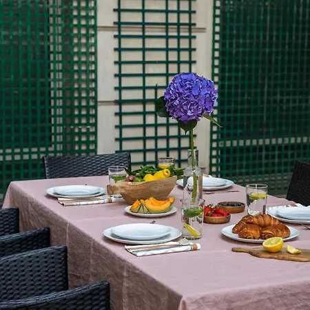 Milestay Champs Elysees Paříž
