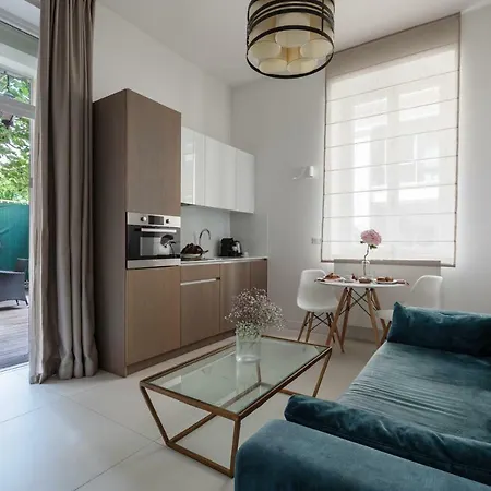Apartment Milestay Champs Elysees Paris