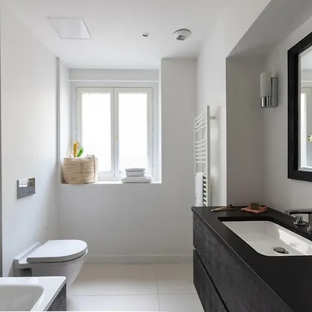 Milestay Champs Elysees Apartment *