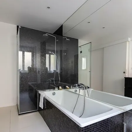 Apartment Milestay Champs Elysees Paris