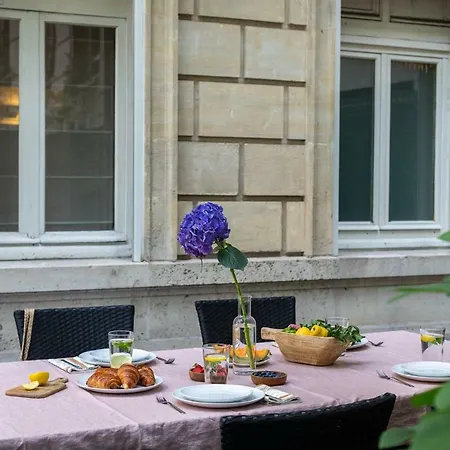 Milestay Champs Elysees Paris