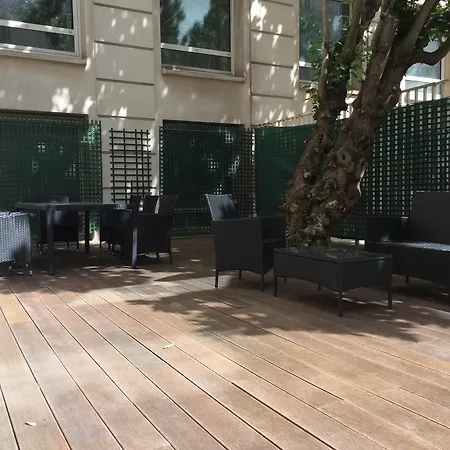 Apartment Milestay Champs Elysees Paris